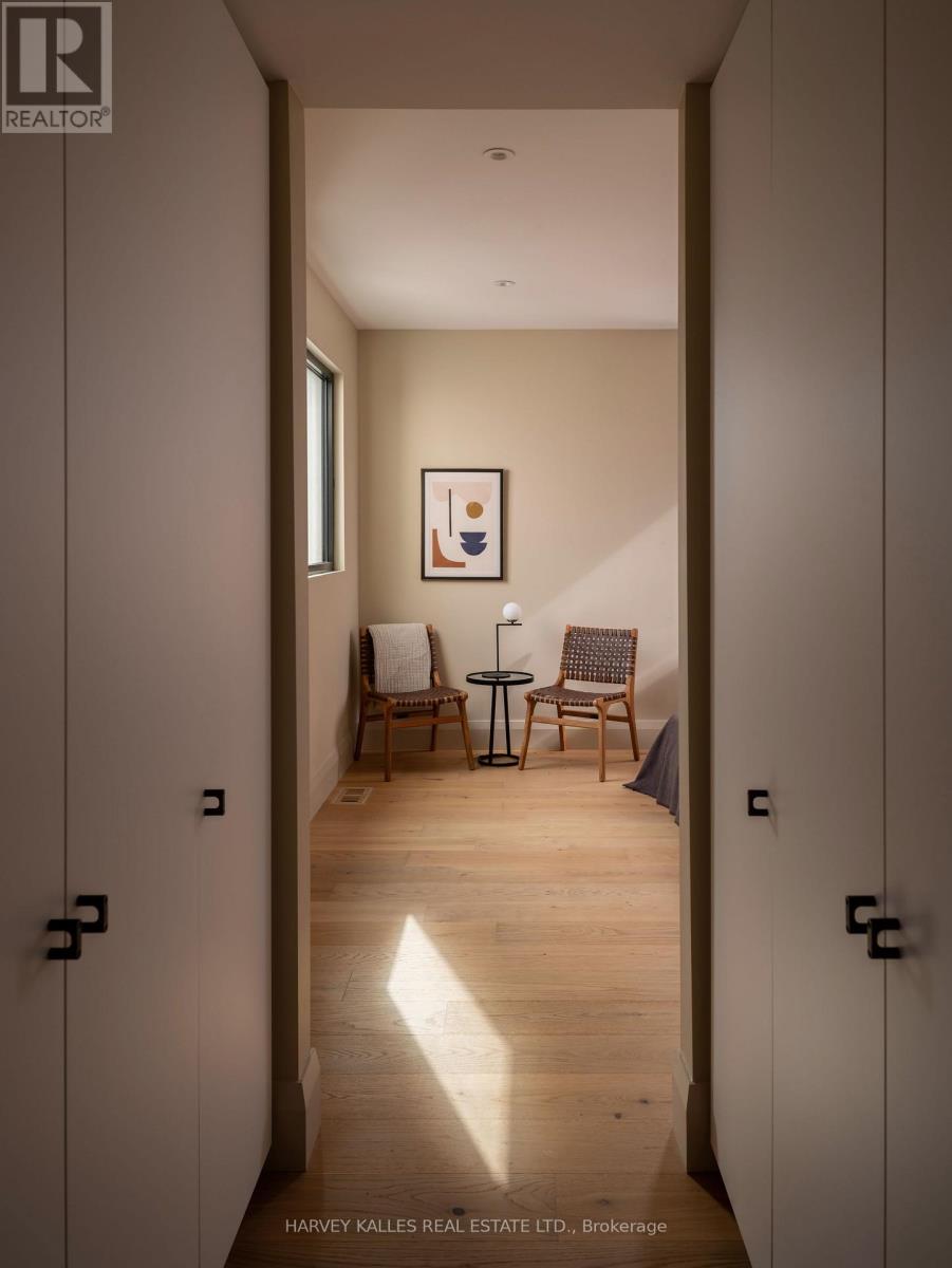 B - 157 Hallam Street, Toronto, Ontario M6H 1X3 - Photo 15 - W13855260