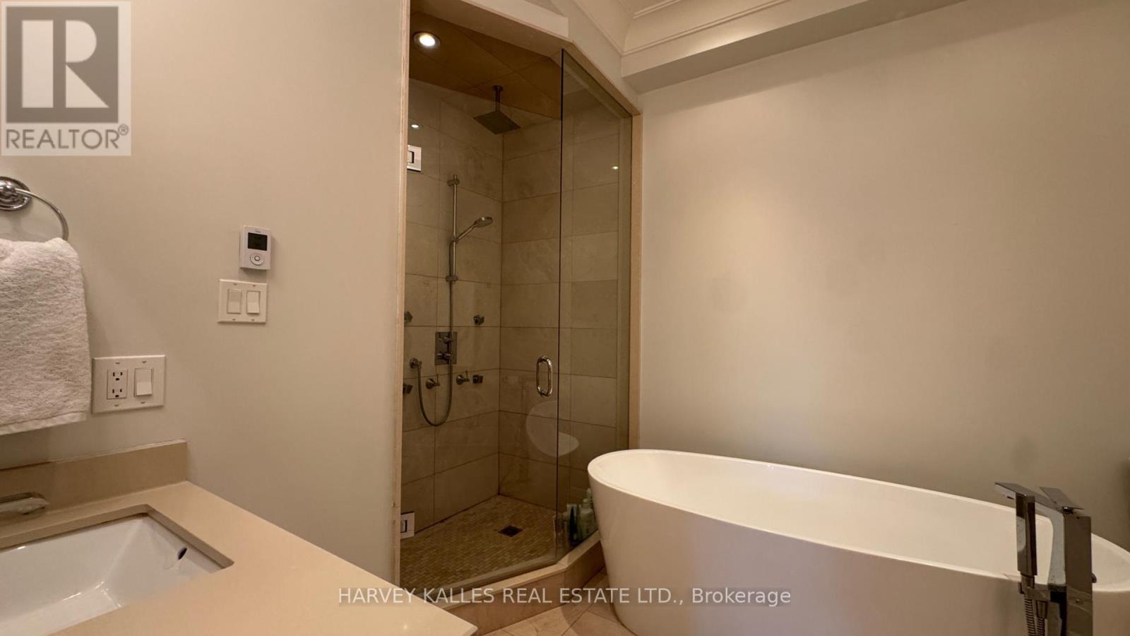 1042 Avenue Road, Toronto, Ontario M5N 2C4 - Photo 13 - C13856606