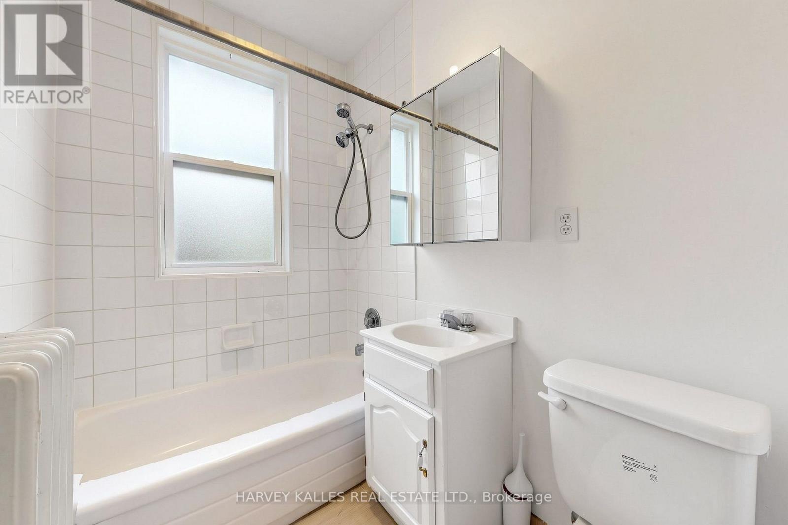 South 2nd - 163 Highbourne Road, Toronto, Ontario M5P 2J8 - Photo 29 - C13857746