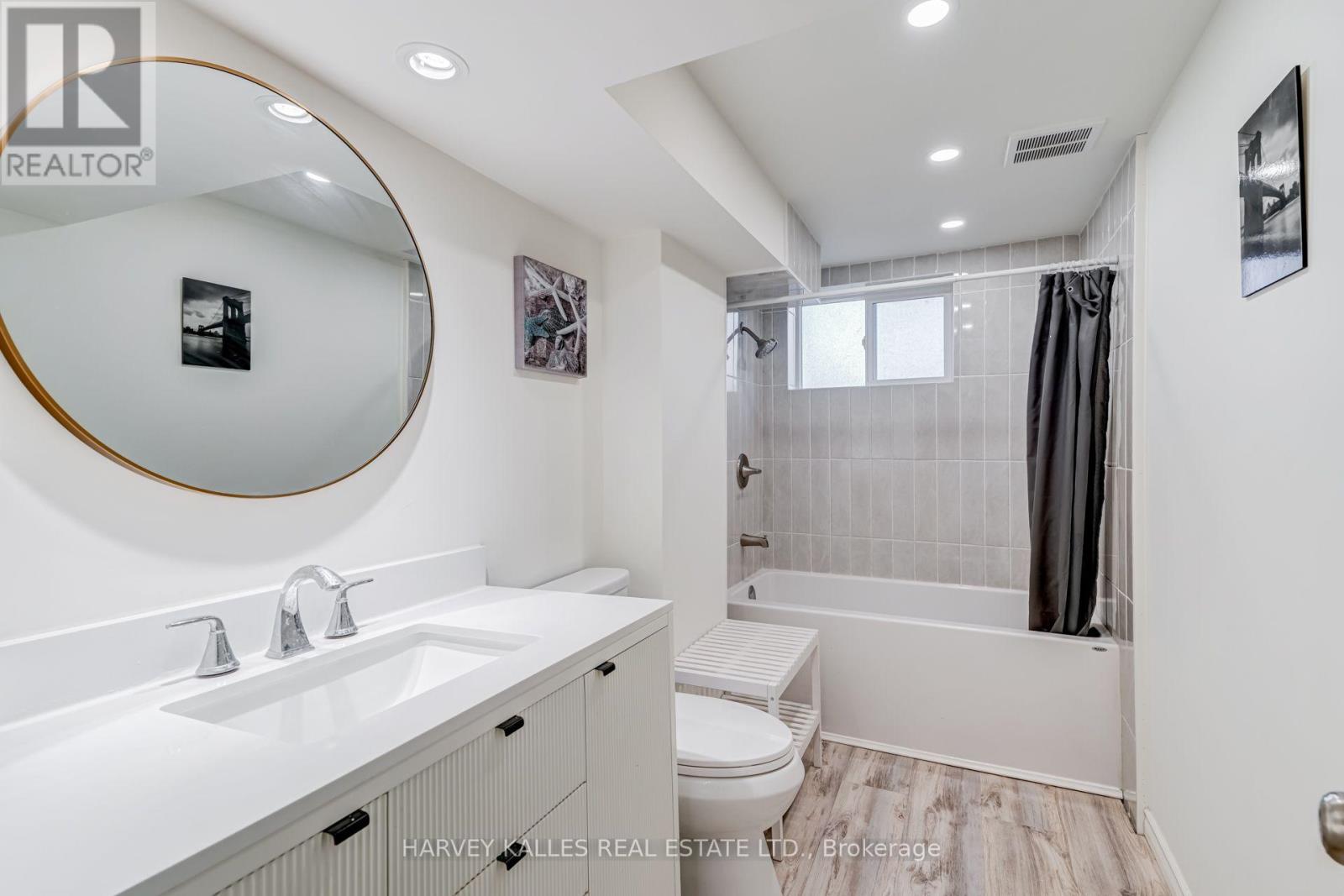 8 Crown Court, Toronto, Ontario M8Z 4V4 - Photo 23 - W13859656