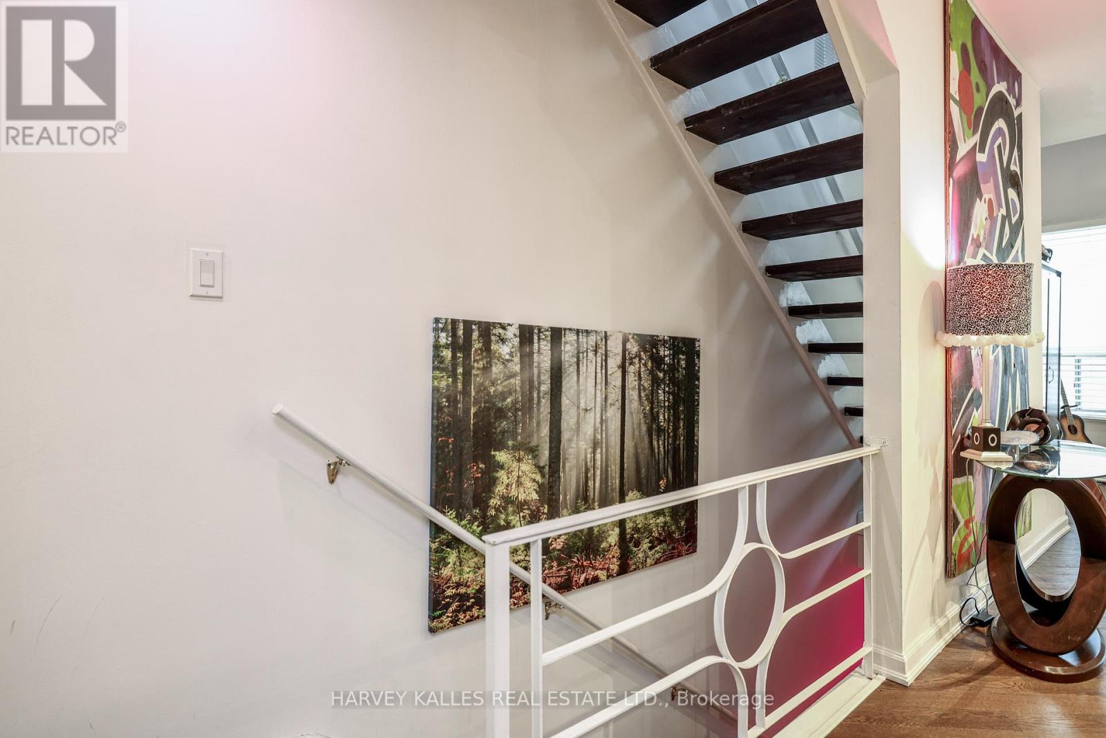 530 Richmond Street W, Toronto, Ontario M5V 1Y4 - Photo 2 - C13861226