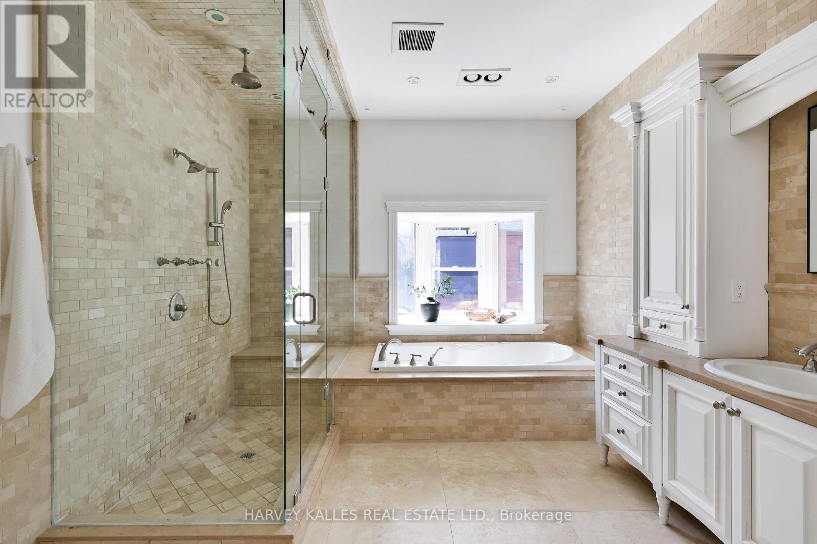 140 Bedford Road, Toronto, Ontario M5R 2K2 - Photo 32 - C13861584