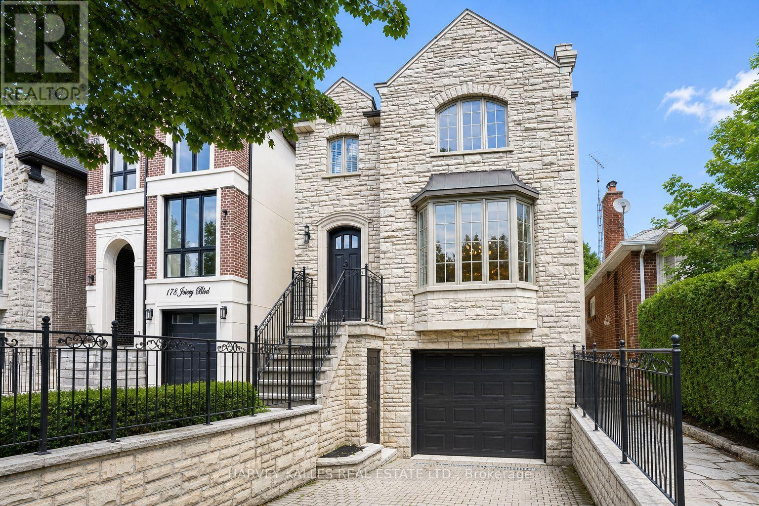 176 Joicey Boulevard, Toronto, Ontario  M5M 2V2 - Photo 2 - C13862782