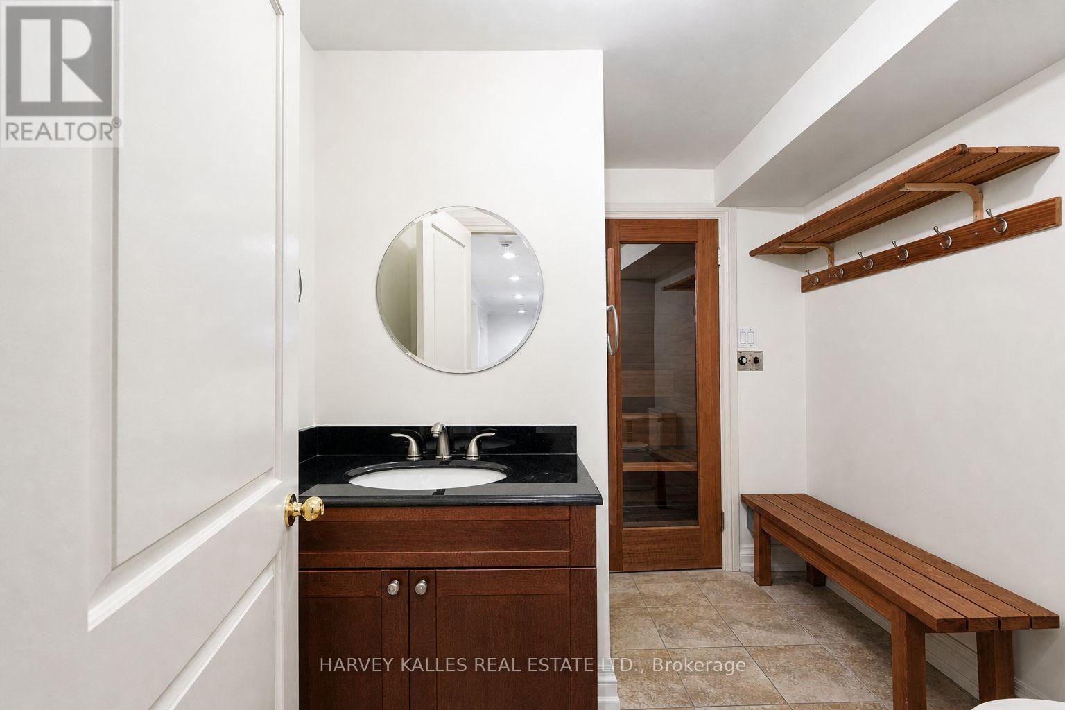 176 Joicey Boulevard, Toronto, Ontario  M5M 2V2 - Photo 36 - C13862782