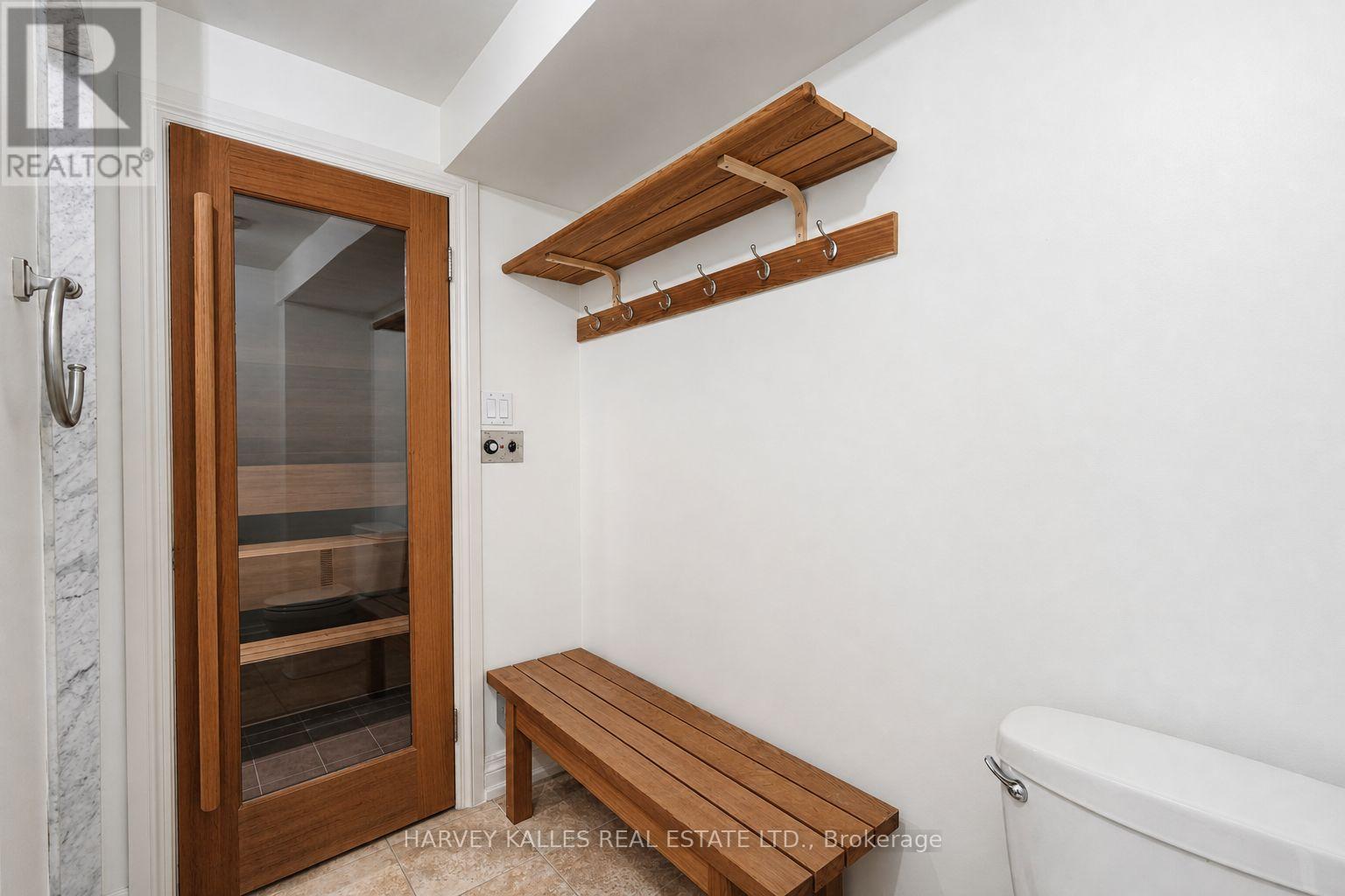176 Joicey Boulevard, Toronto, Ontario  M5M 2V2 - Photo 37 - C13862782