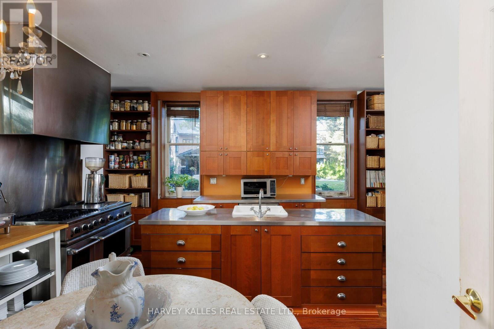 114 Glen Road, Toronto, Ontario M4W 2V9 - Photo 22 - C13864318