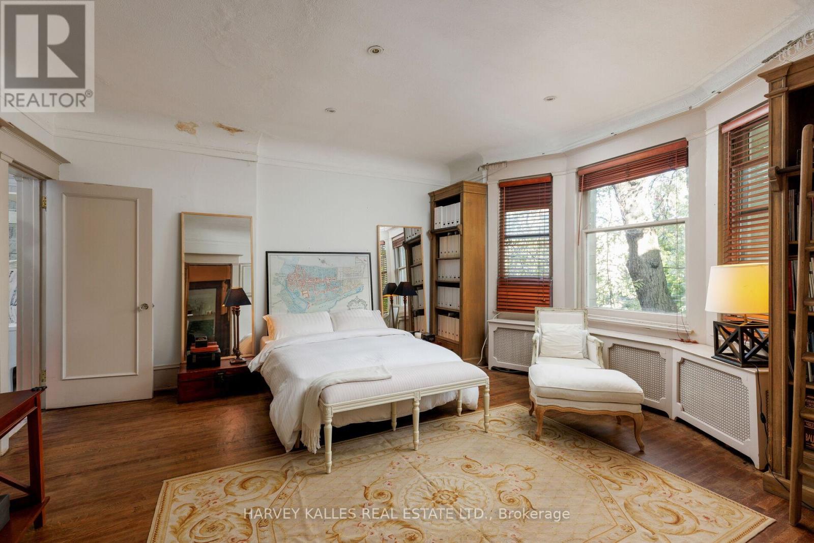 114 Glen Road, Toronto, Ontario M4W 2V9 - Photo 32 - C13864318