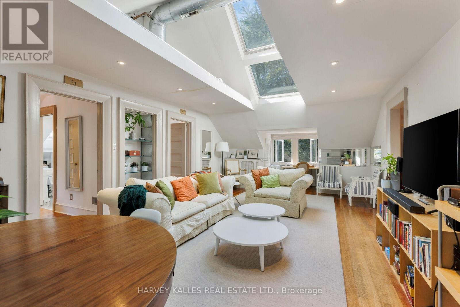 114 Glen Road, Toronto, Ontario M4W 2V9 - Photo 36 - C13864318