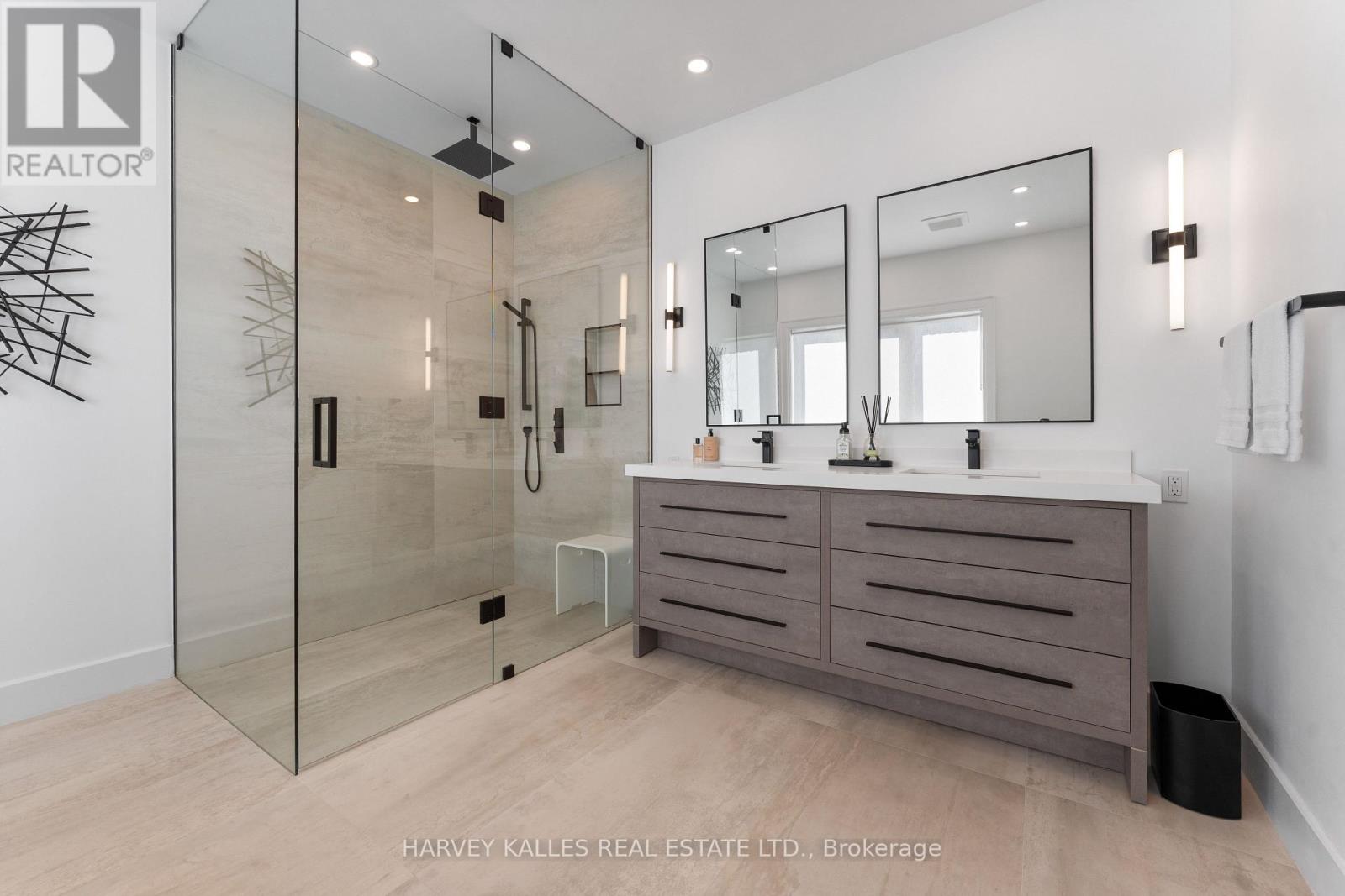 717 Woburn Avenue, Toronto, Ontario  M5M 1M2 - Photo 32 - C13867232