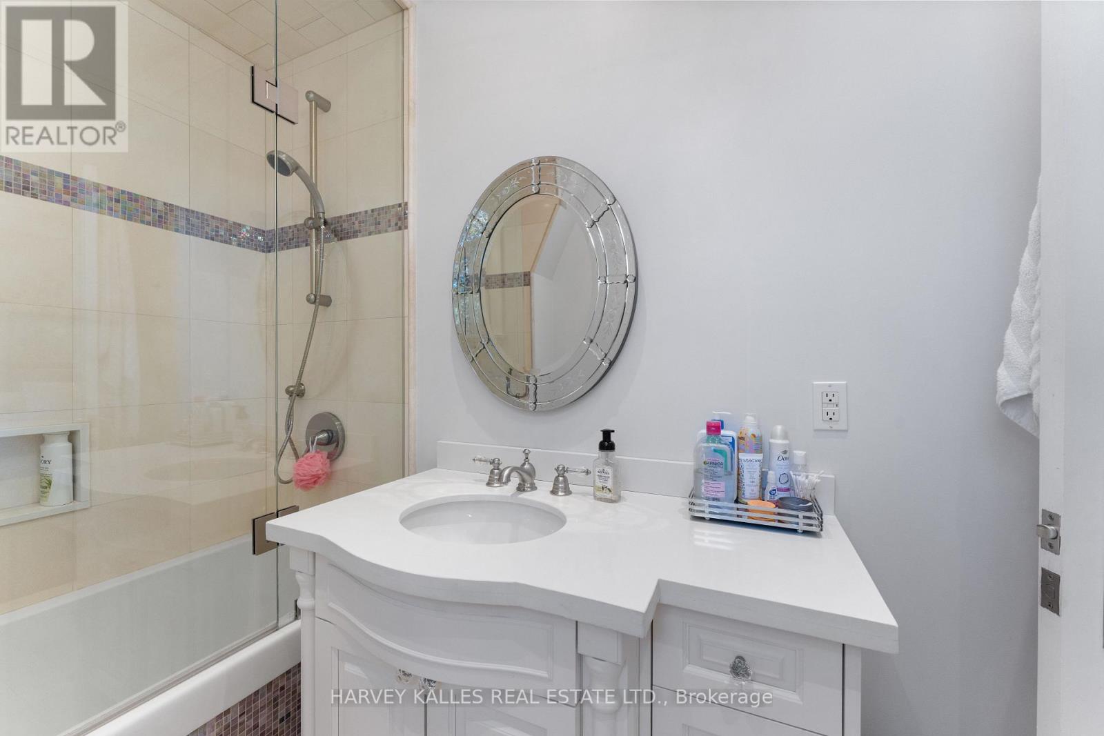 717 Woburn Avenue, Toronto, Ontario  M5M 1M2 - Photo 35 - C13867232