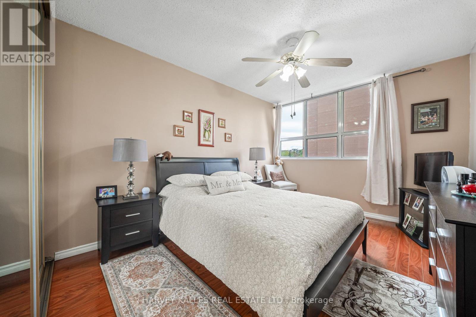 301 - 10 Crescent Town Road, Toronto, Ontario  M4C 5L3 - Photo 10 - E13867786