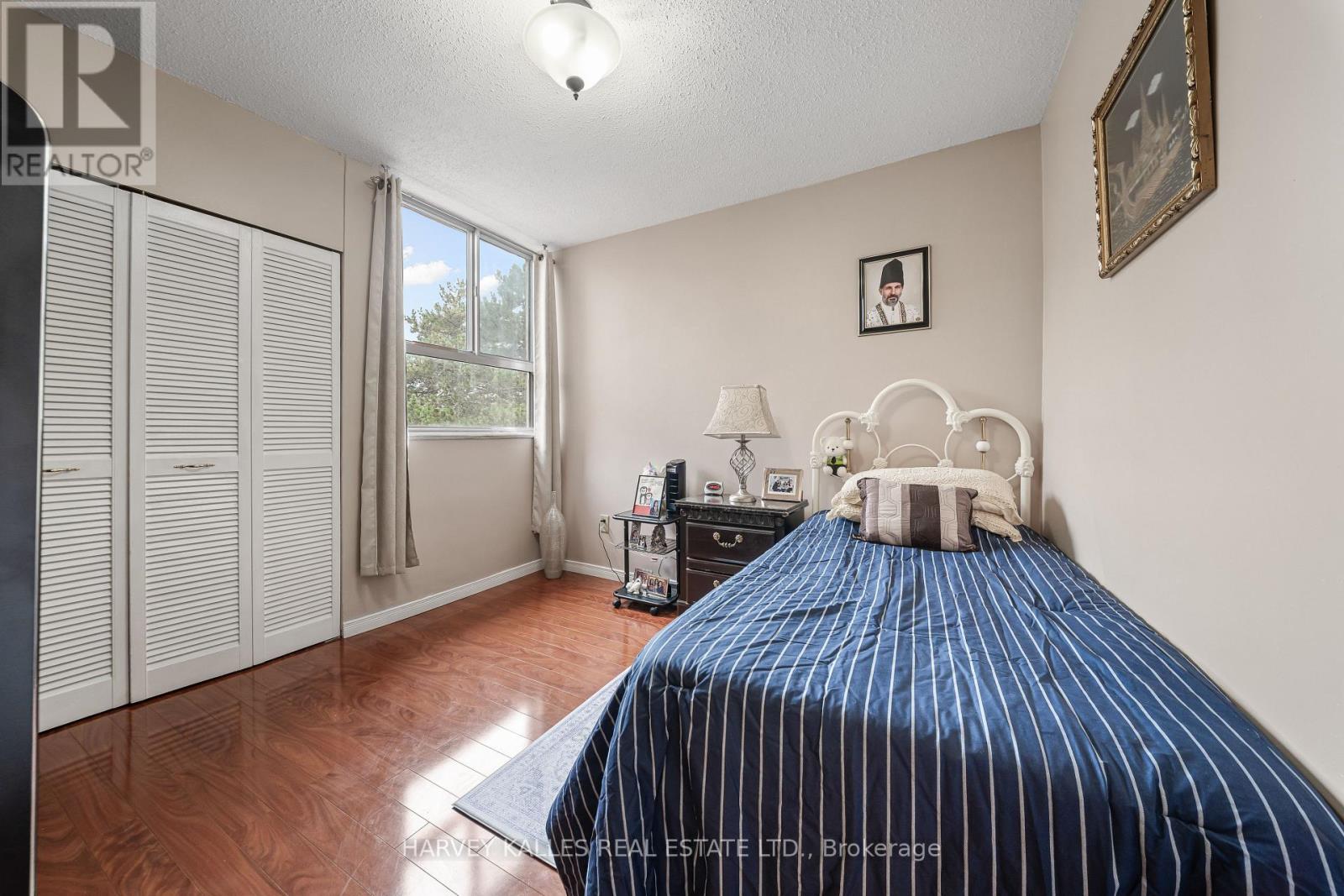 301 - 10 Crescent Town Road, Toronto, Ontario  M4C 5L3 - Photo 17 - E13867786