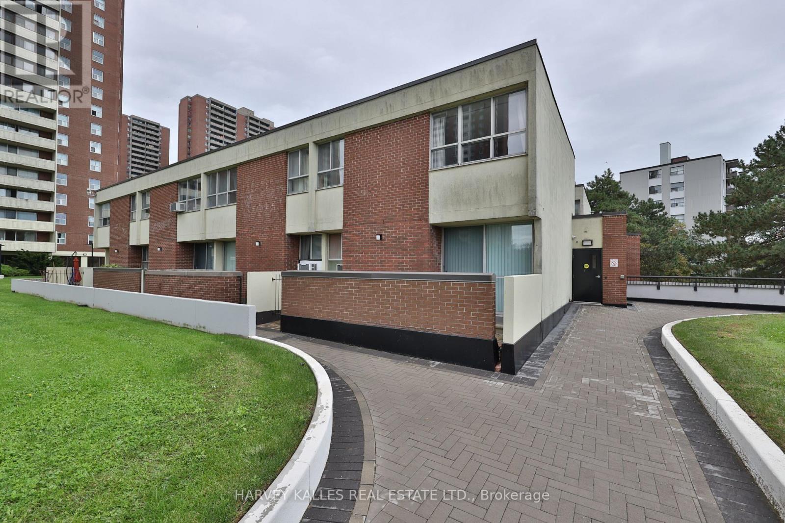 301 - 10 Crescent Town Road, Toronto, Ontario  M4C 5L3 - Photo 28 - E13867786