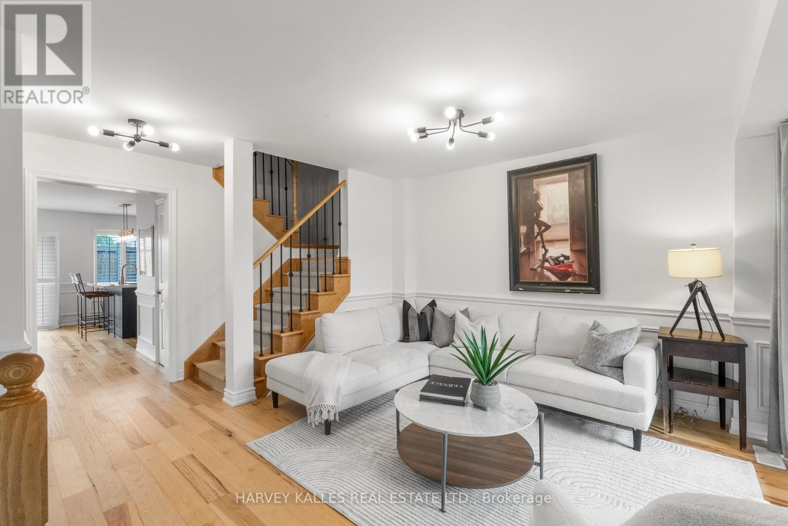 57 Elderbrook Crescent, Vaughan, Ontario L4K 5M5 - Photo 5 - N13868766