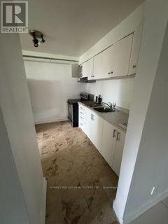 Lower - 437 Lawrence Avenue W, Toronto, Ontario  M5M 1C3 - Photo 8 - C13869568