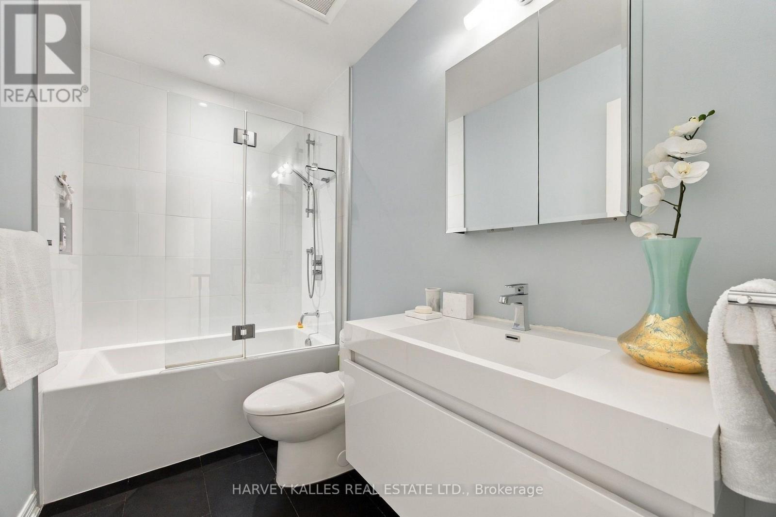 110 Glenforest Road, Toronto, Ontario M4N 1Z9 - Photo 25 - C13870592