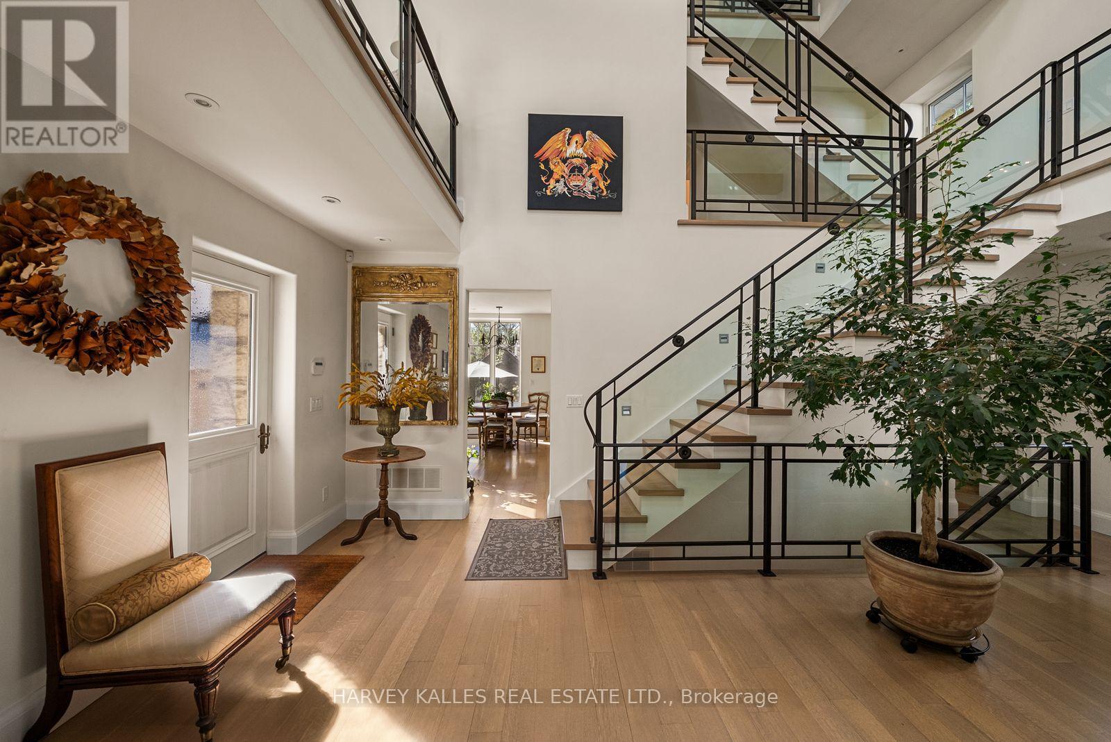 4 Neville Park Boulevard, Toronto, Ontario M4E 3P6 - Photo 12 - E13871354