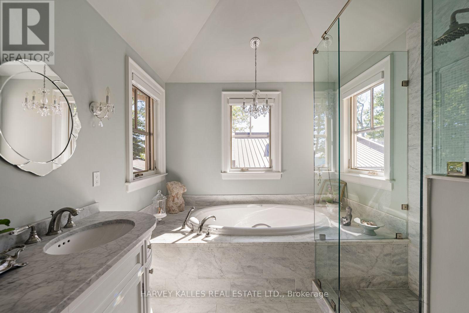 4 Neville Park Boulevard, Toronto, Ontario M4E 3P6 - Photo 35 - E13871354