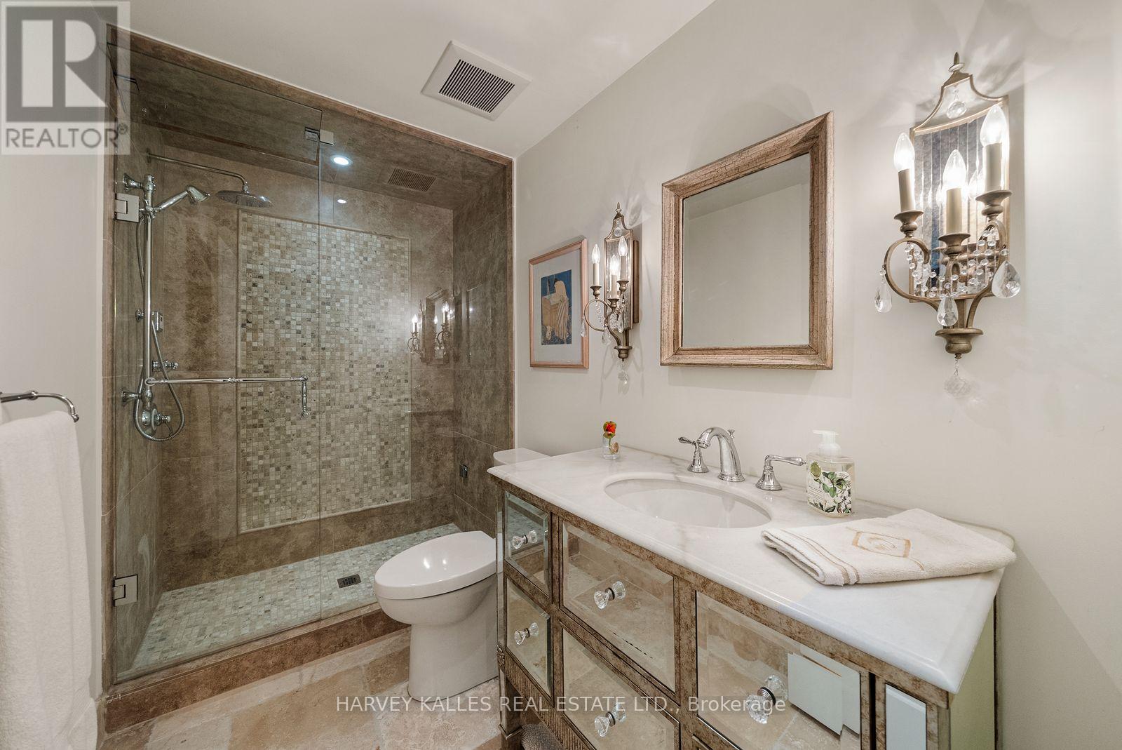 4 Neville Park Boulevard, Toronto, Ontario M4E 3P6 - Photo 39 - E13871354