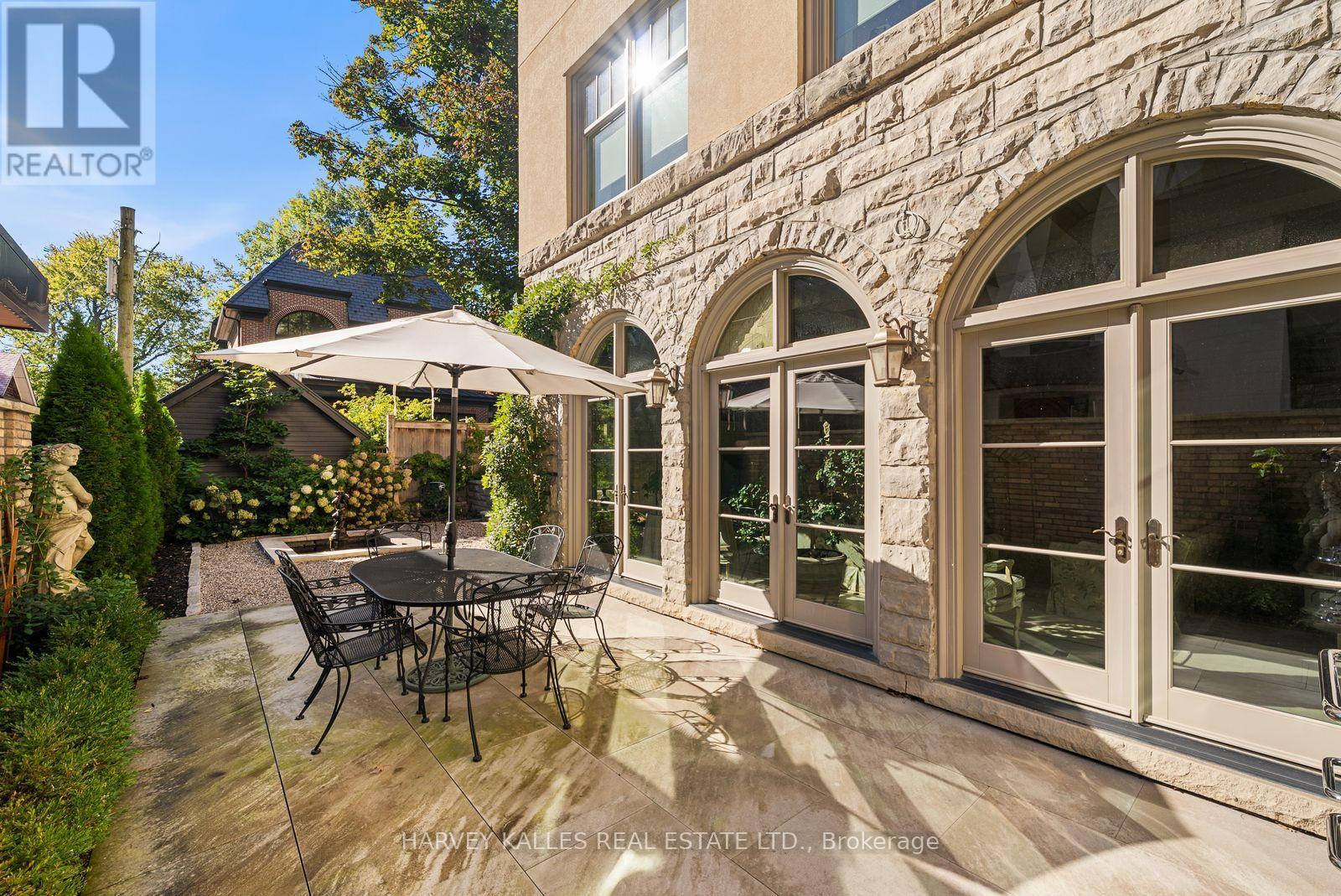 4 Neville Park Boulevard, Toronto, Ontario M4E 3P6 - Photo 43 - E13871354