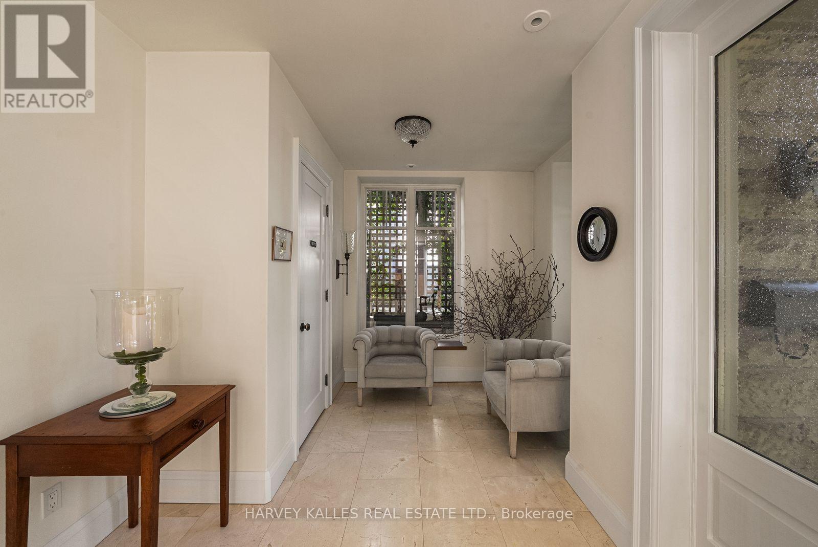 4 Neville Park Boulevard, Toronto, Ontario M4E 3P6 - Photo 9 - E13871354