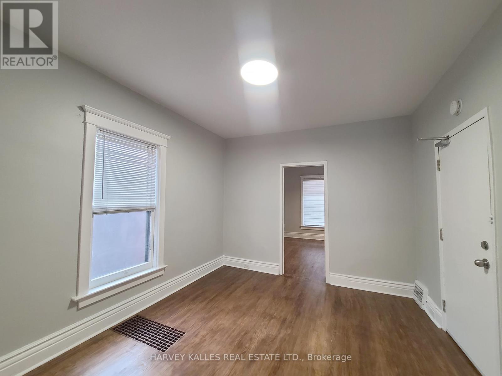 Main - 1450 Dundas Street E, Toronto, Ontario  M4M 1S8 - Photo 4 - E13871710