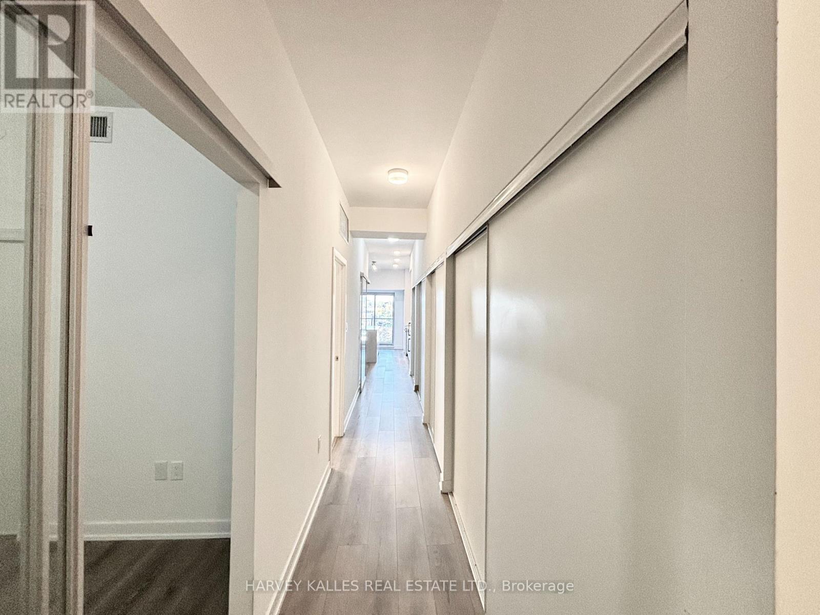 510 - 2433 Dufferin Street, Toronto, Ontario  M6E 0B4 - Photo 4 - W13874340