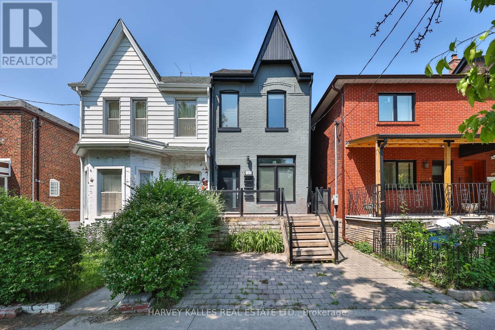 4 - 160 LANSDOWNE AVENUE, Toronto, Ontario