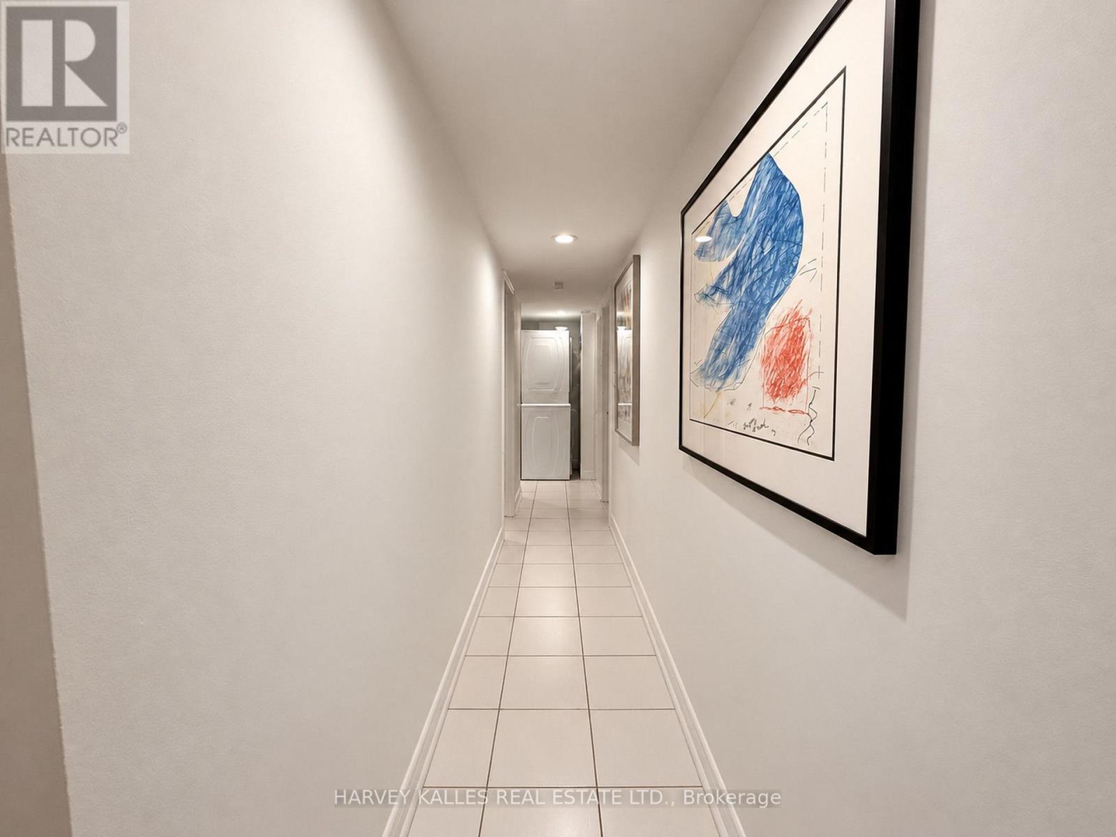 Lower - 183 Westmount Avenue, Toronto, Ontario M6E 3M6 - Photo 13 - C13878234