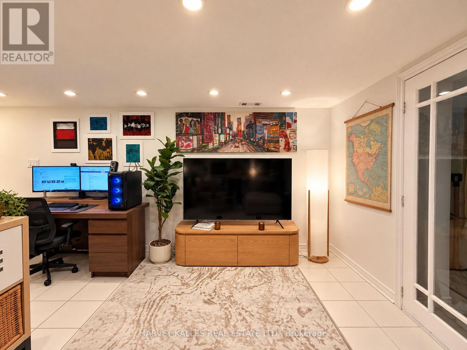 Lower - 183 Westmount Avenue, Toronto, Ontario M6E 3M6 - Photo 6 - C13878234