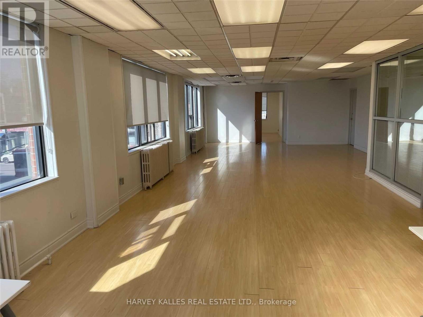 203 - 533 Eglinton Avenue W, Toronto, Ontario M5N 1B1 - Photo 4 - C13879916
