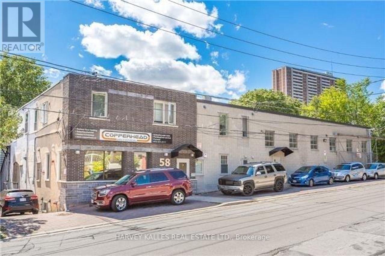 4 - 58 ROSEMOUNT AVENUE, Toronto, Ontario