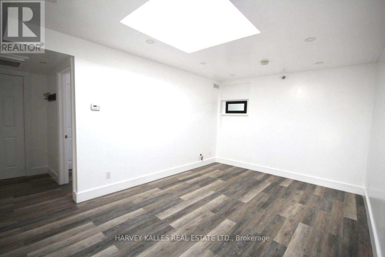 4 - 58 Rosemount Avenue, Toronto, Ontario M9N 3B3 - Photo 3 - W13880060