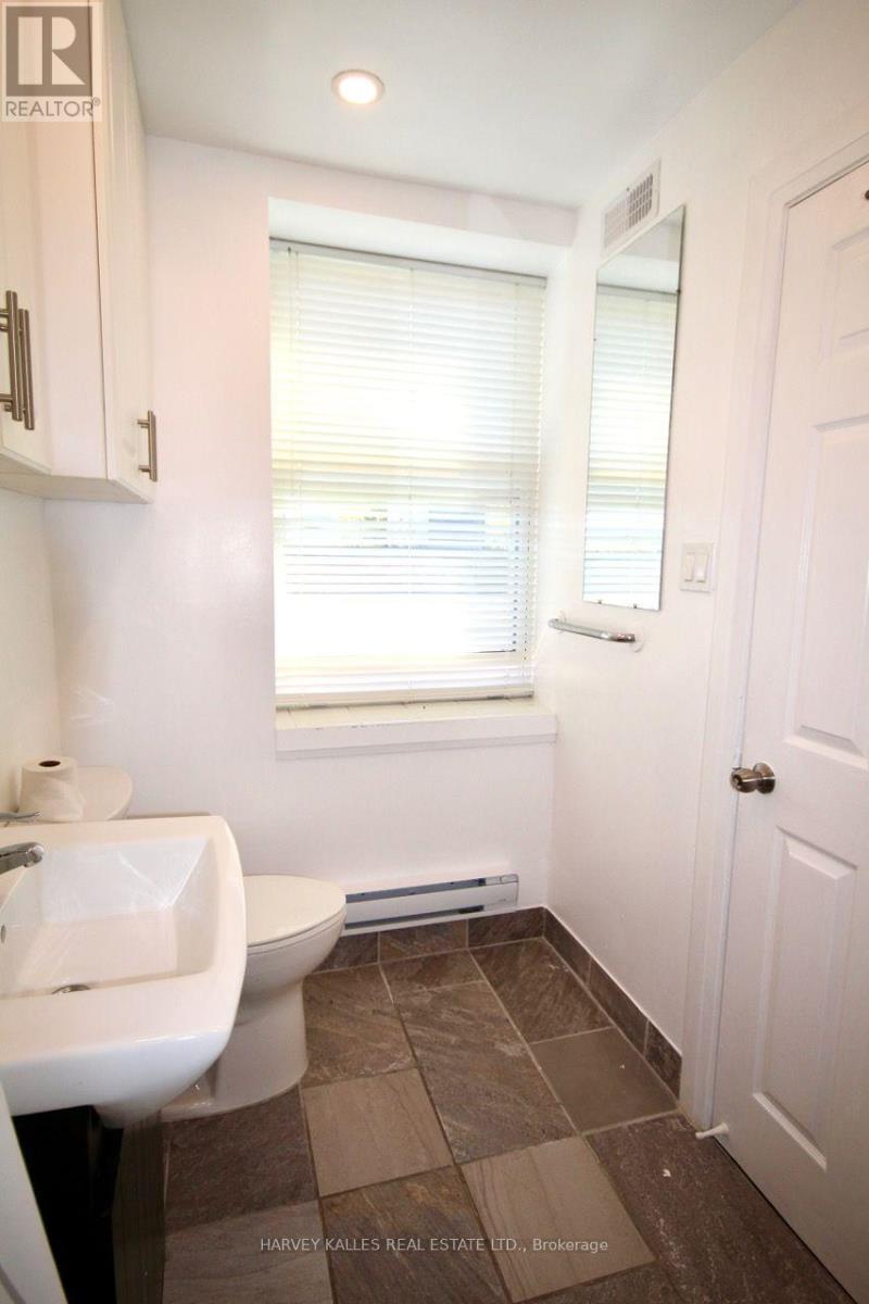 4 - 58 Rosemount Avenue, Toronto, Ontario M9N 3B3 - Photo 8 - W13880060
