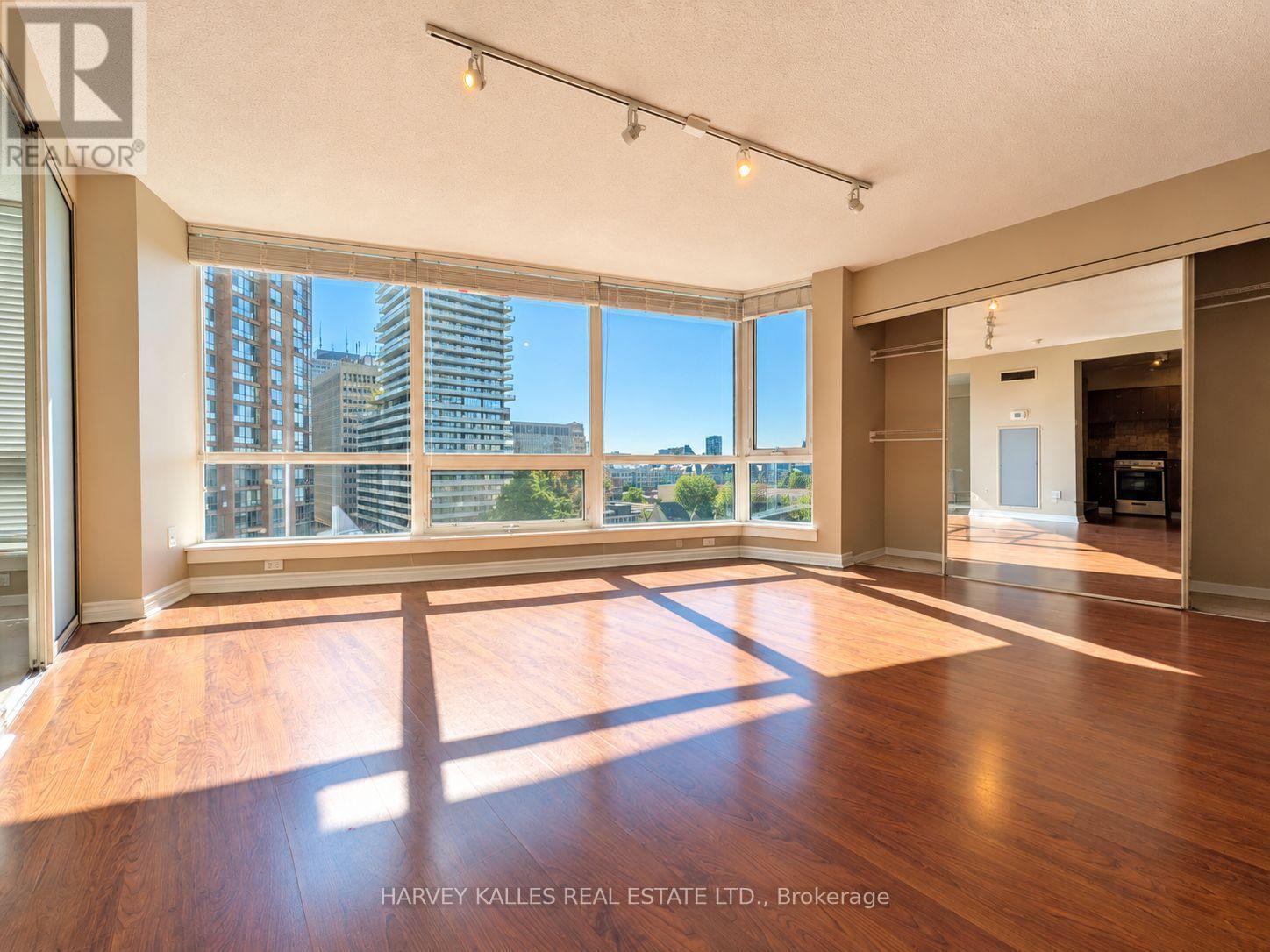 1010 - 1055 BAY STREET, Toronto, Ontario