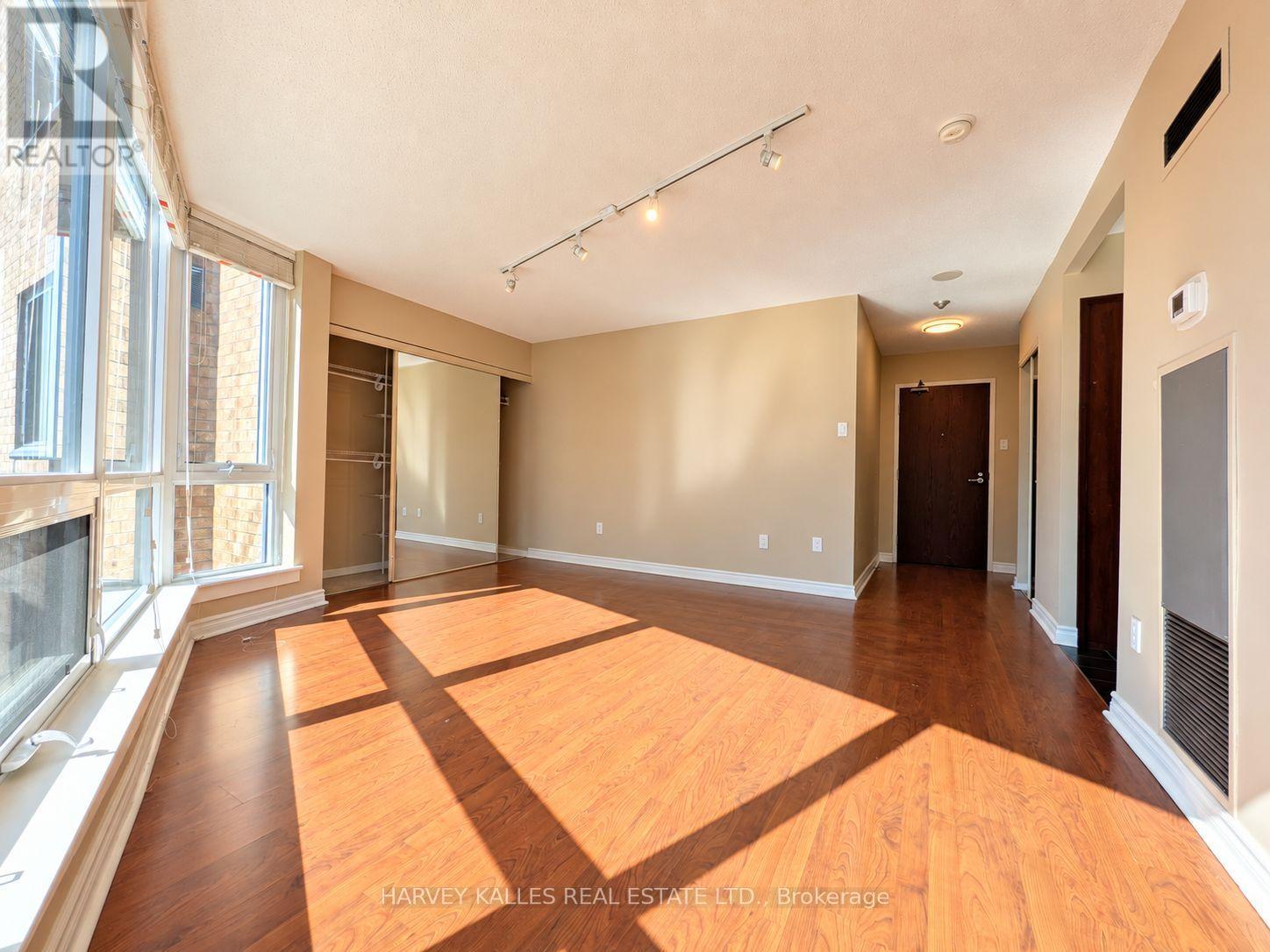 1010 - 1055 Bay Street, Toronto, Ontario  M5S 3A3 - Photo 6 - C13883526