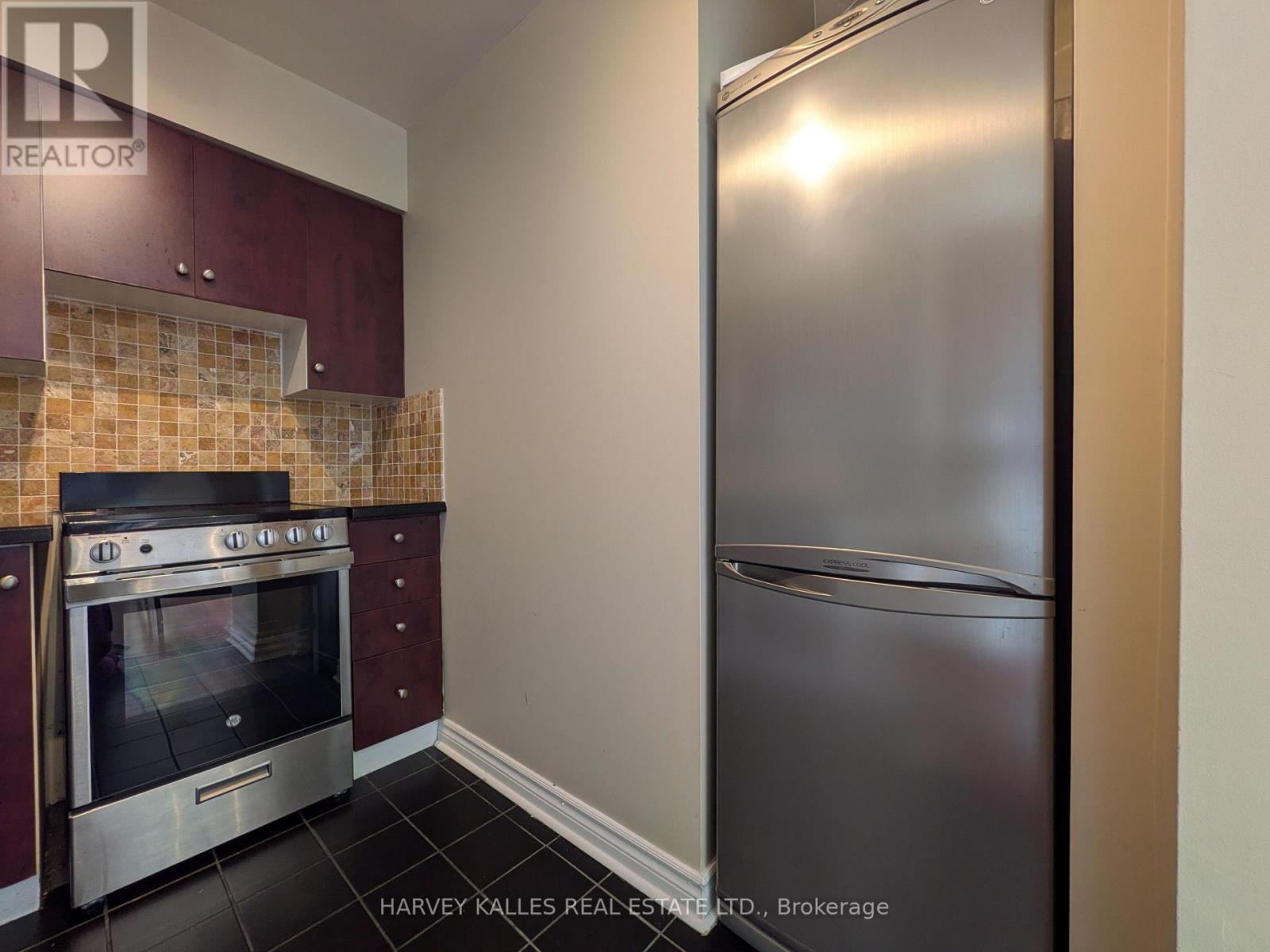 1010 - 1055 Bay Street, Toronto, Ontario  M5S 3A3 - Photo 7 - C13883526