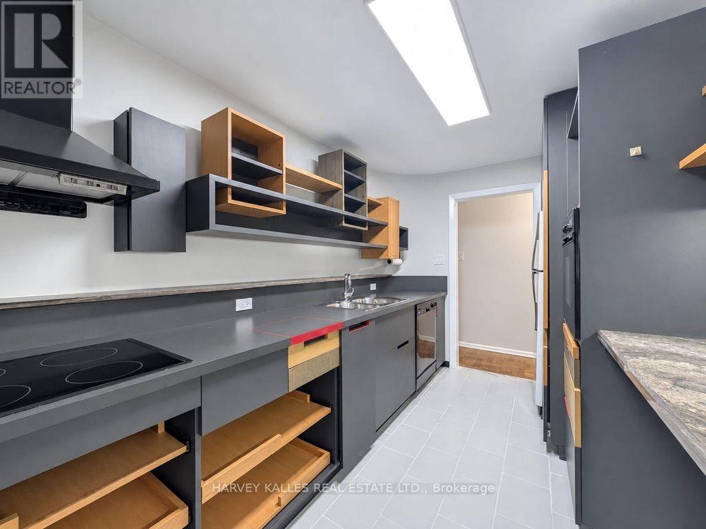 1B - 65 OLD MILL ROAD, Toronto, Ontario