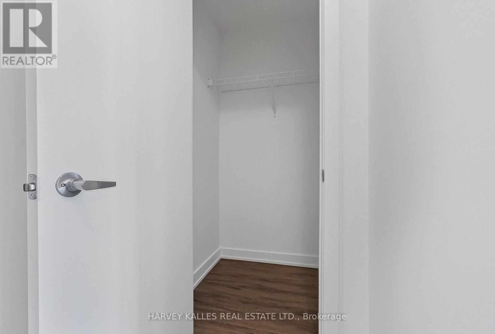 503 - 630 Greenwood Avenue, Toronto, Ontario M4C 1J8 - Photo 4 - E13883782