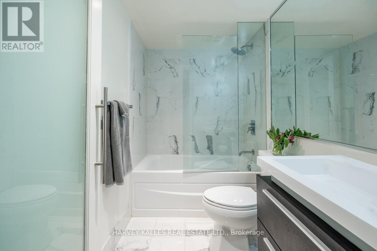 1103 - 80 Cumberland Street, Toronto, Ontario  M5R 3V1 - Photo 15 - C13885034