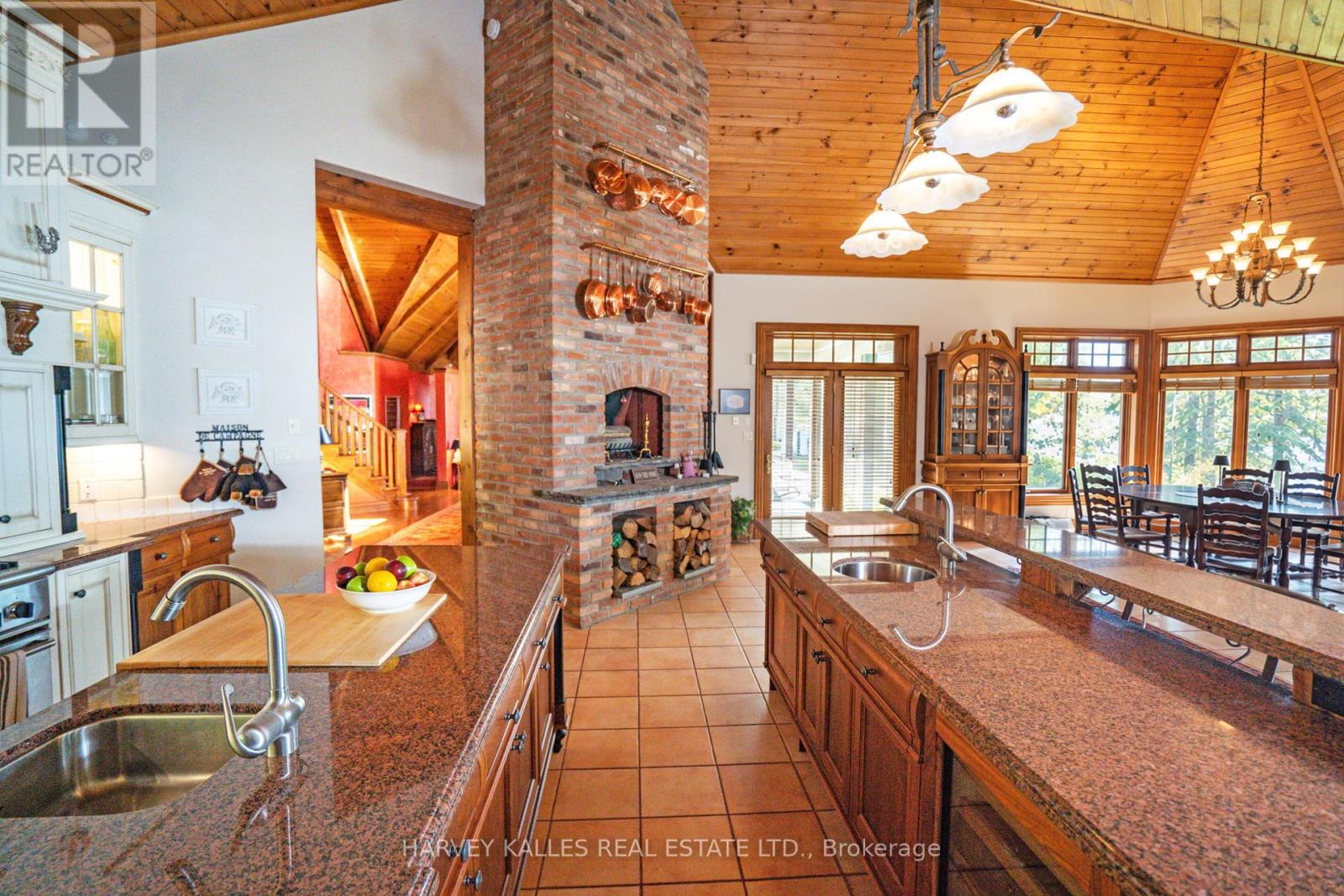 261 Sunrise Trail, Georgian Bay, Ontario L0K 1S0 - Photo 17 - X13885134
