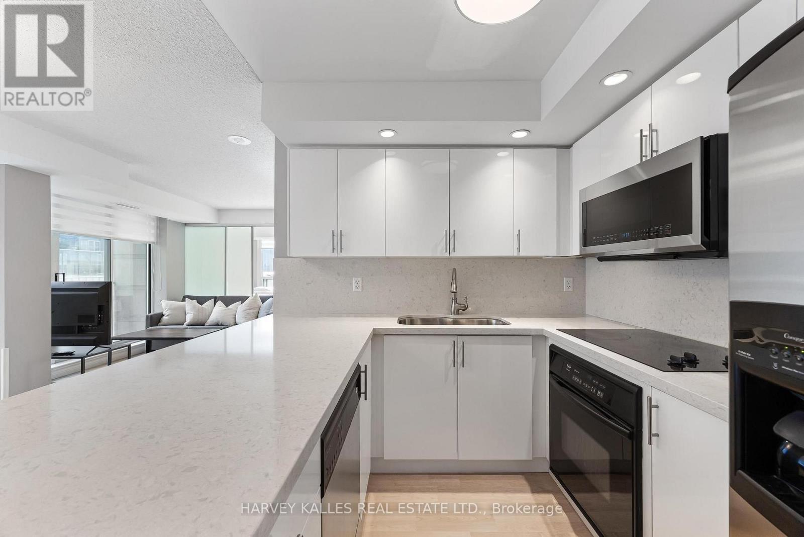 515 - 140 Simcoe Street, Toronto, Ontario M5H 4E9 - Photo 10 - C13885426