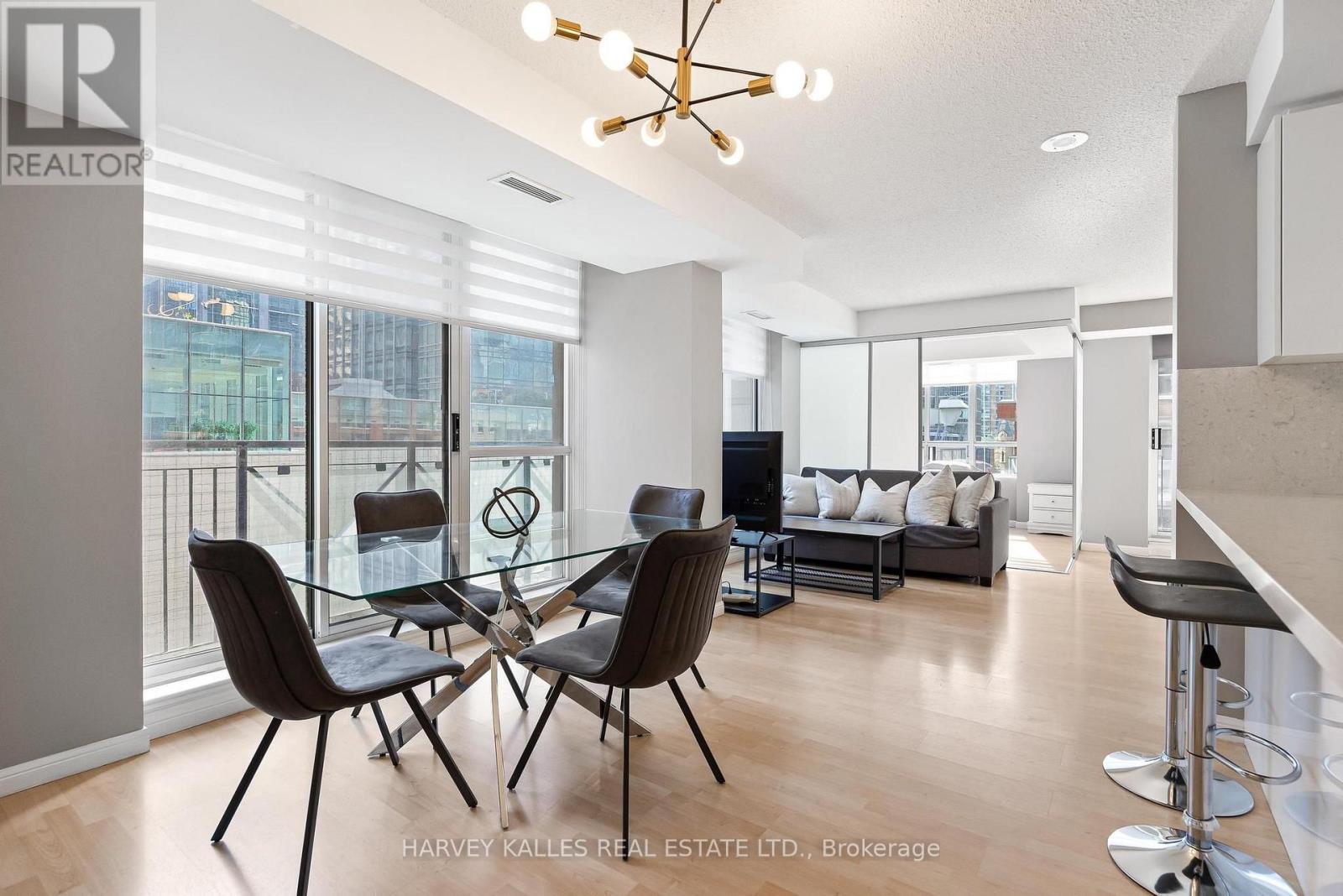 515 - 140 Simcoe Street, Toronto, Ontario M5H 4E9 - Photo 15 - C13885426