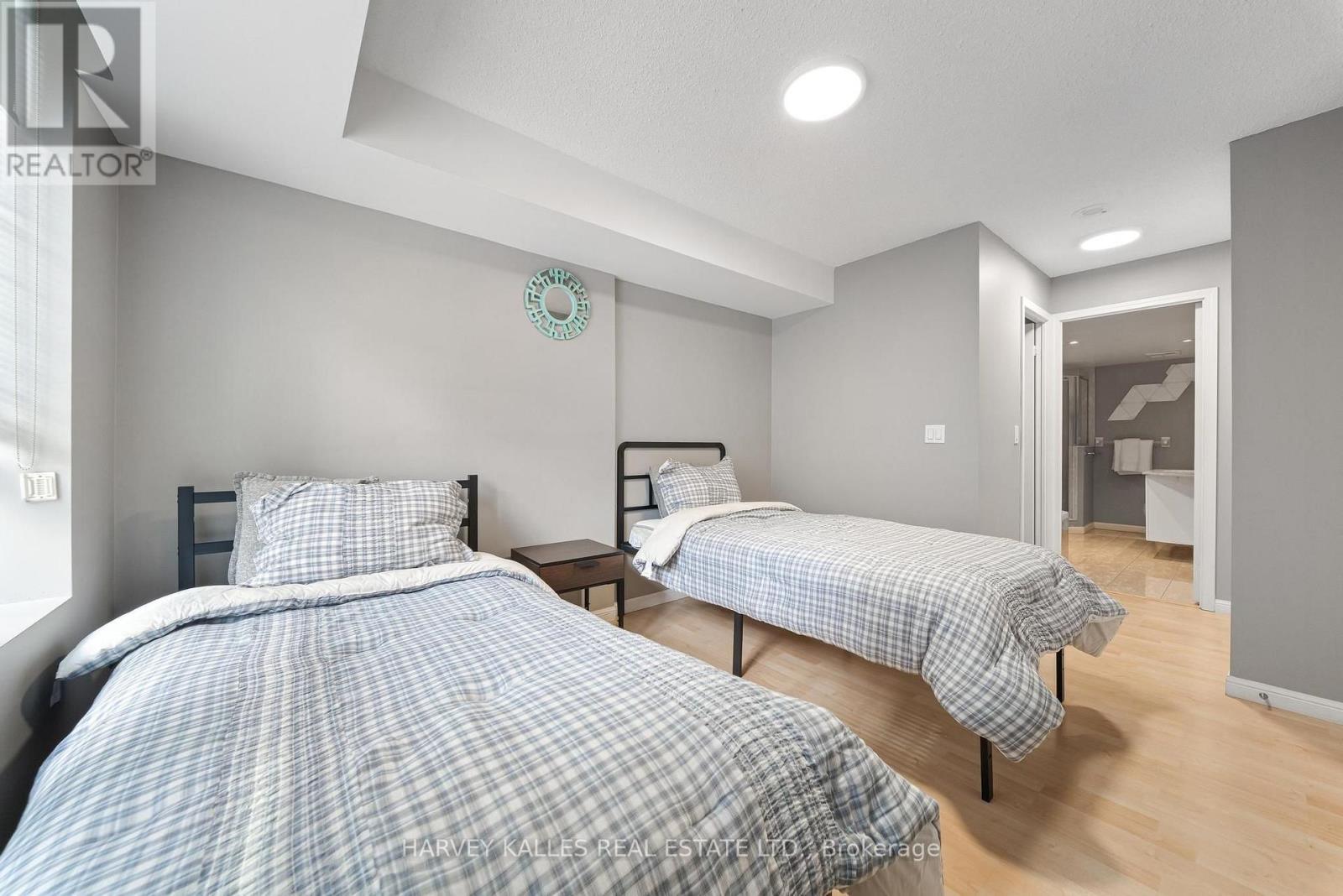 515 - 140 Simcoe Street, Toronto, Ontario M5H 4E9 - Photo 29 - C13885426