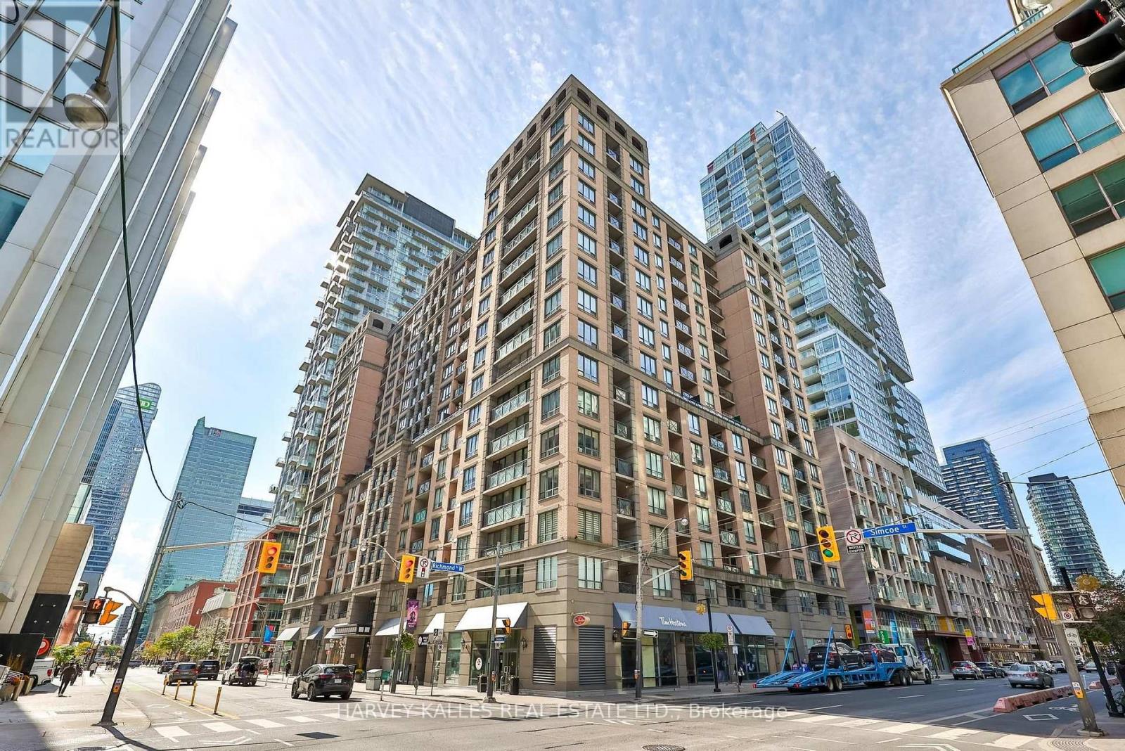 515 - 140 Simcoe Street, Toronto, Ontario M5H 4E9 - Photo 3 - C13885426