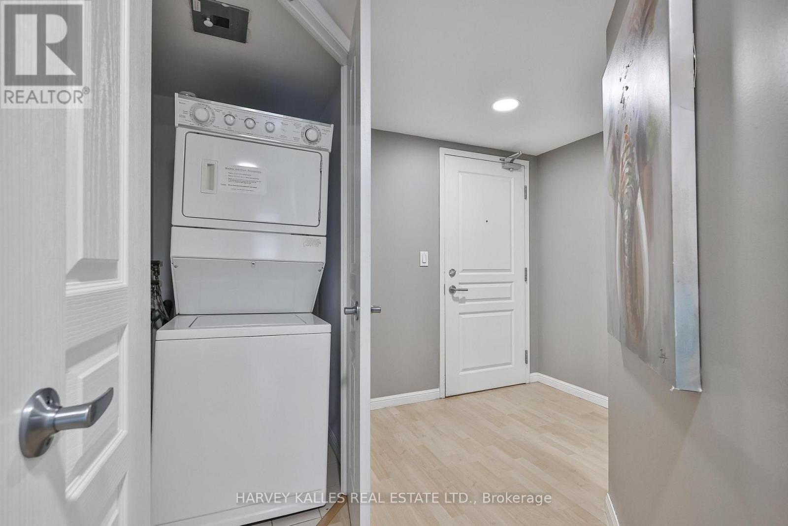 515 - 140 Simcoe Street, Toronto, Ontario M5H 4E9 - Photo 39 - C13885426