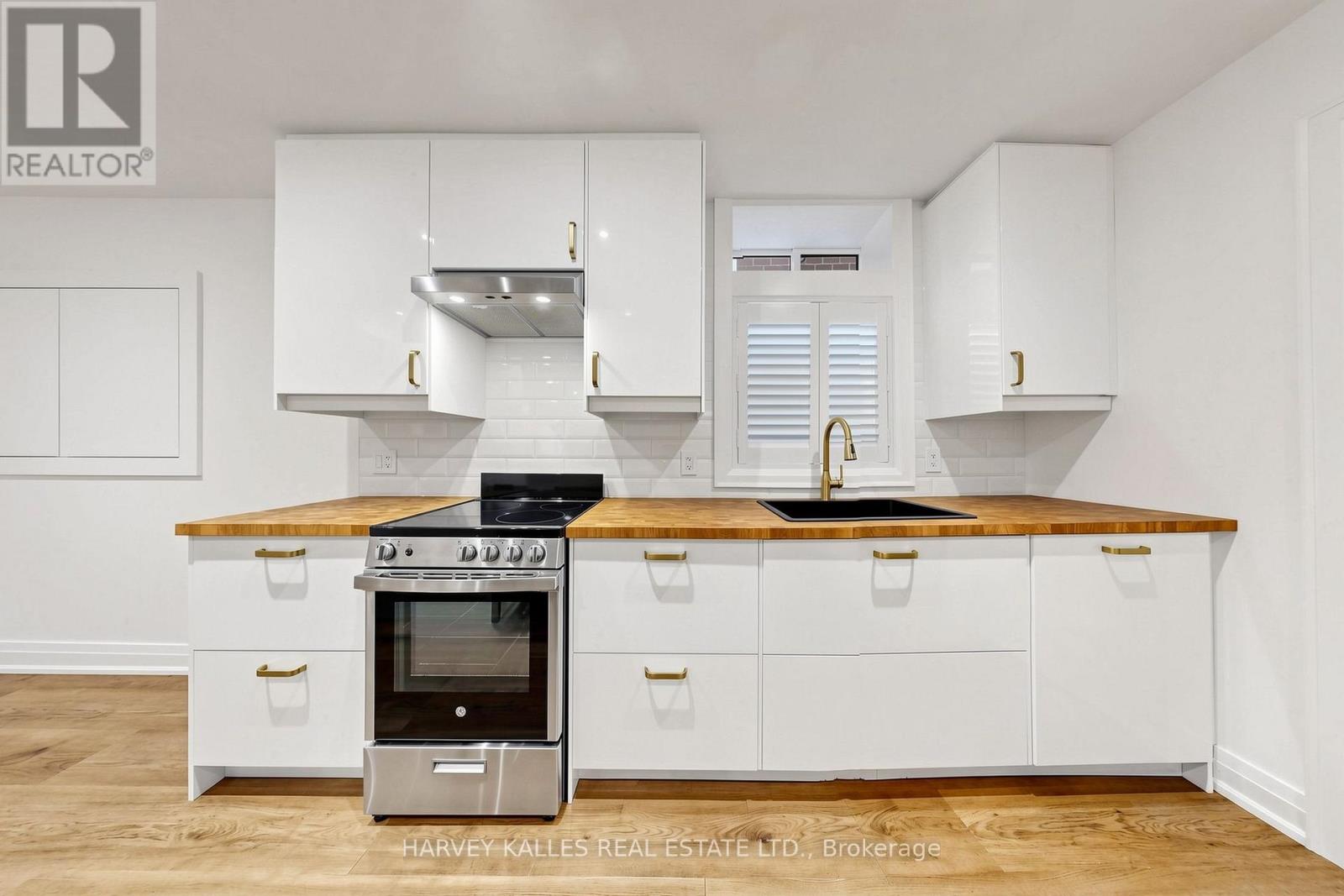 Lower - 7 Tullis Drive, Toronto, Ontario  M4S 2E2 - Photo 14 - C13885968