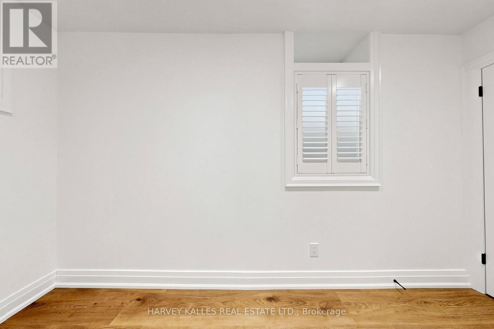 Lower - 7 Tullis Drive, Toronto, Ontario  M4S 2E2 - Photo 19 - C13885968