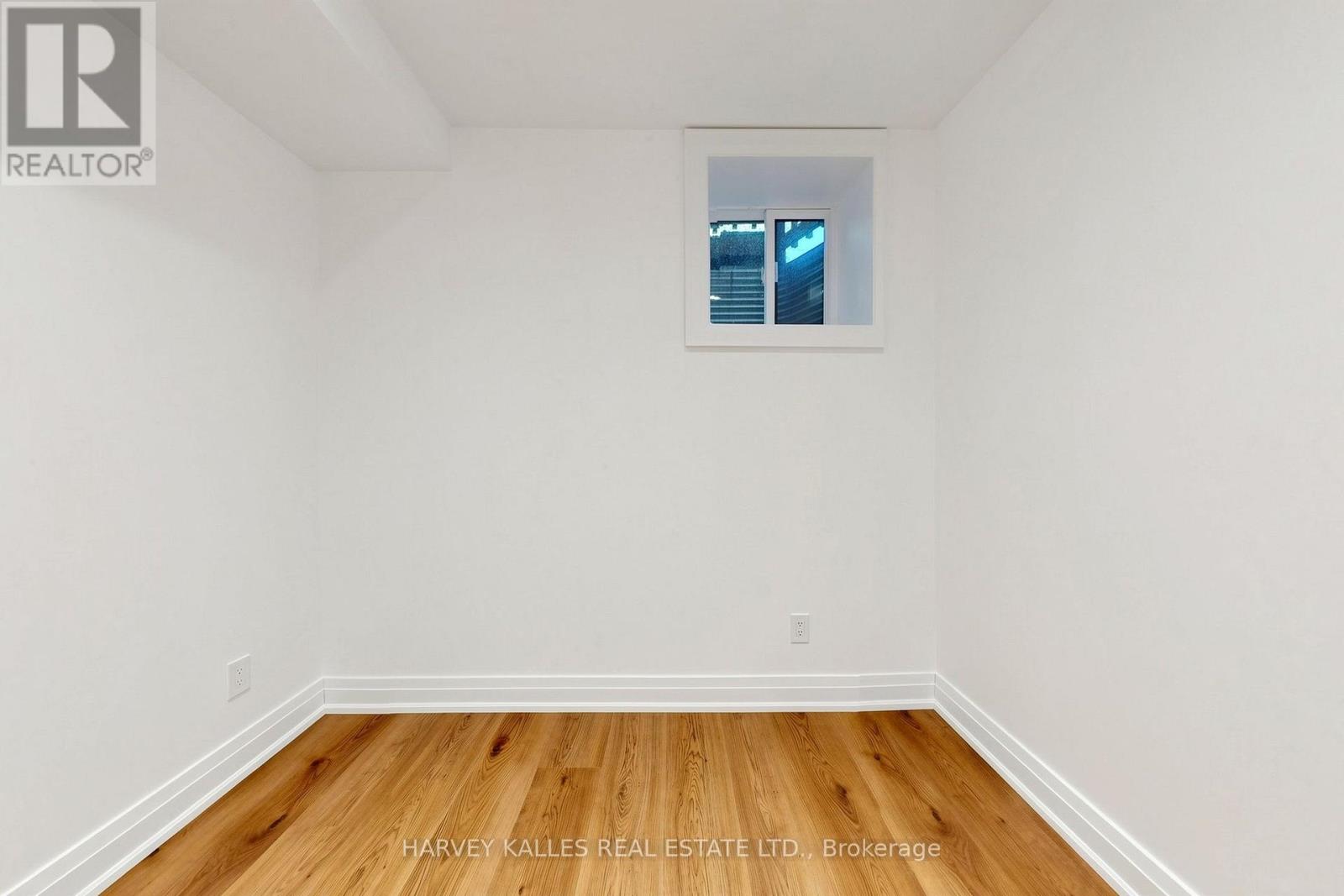Lower - 7 Tullis Drive, Toronto, Ontario  M4S 2E2 - Photo 22 - C13885968