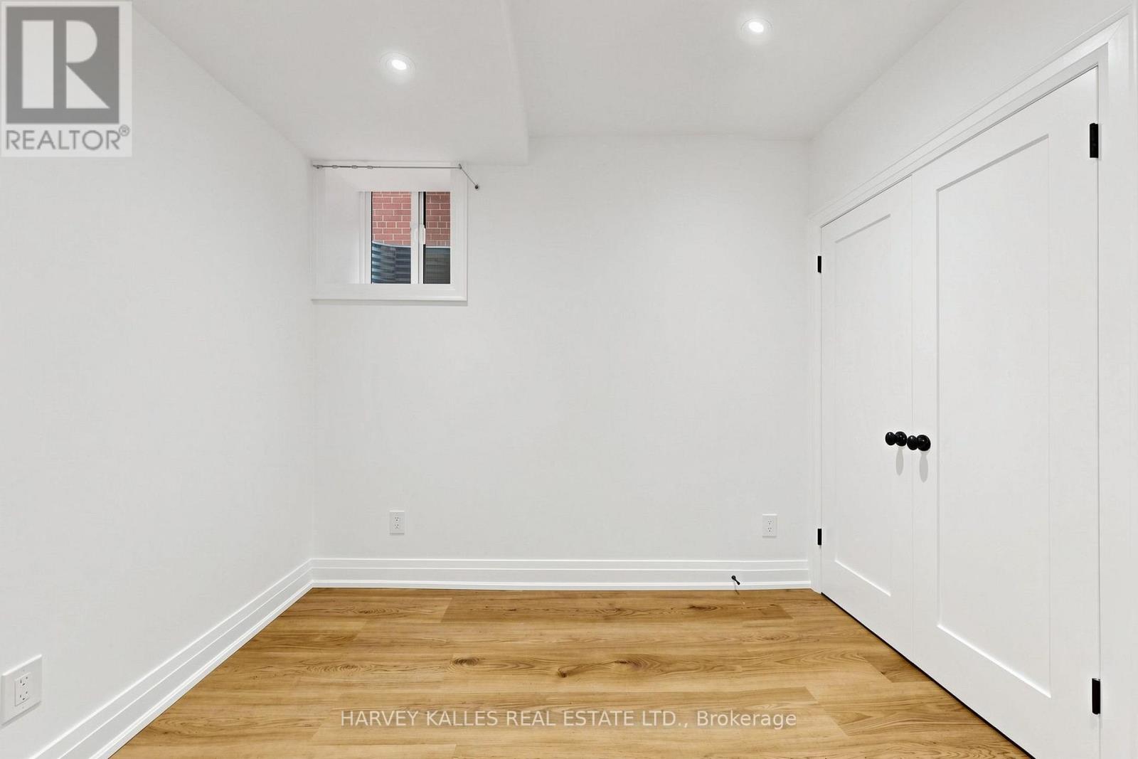 Lower - 7 Tullis Drive, Toronto, Ontario  M4S 2E2 - Photo 24 - C13885968